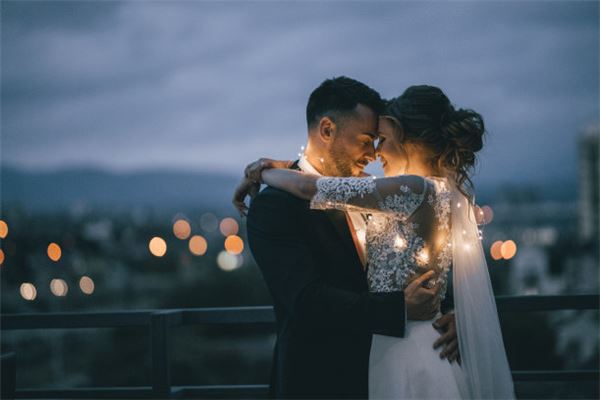 男火女金夫妻命運詳解
